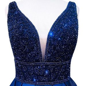 Marsen V-neck prom dress